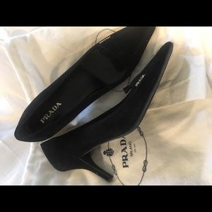 Gorgeous Authentic Prada Suede Pumps Like New